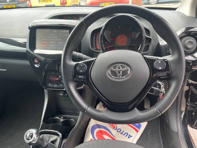 2017 Toyota Aygo 1.0 VVT-i X-Press 5dr - CLIMATE CONTROL -