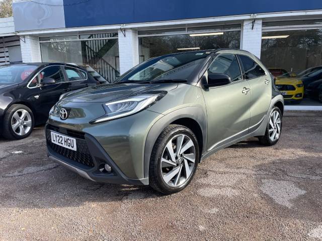 Toyota Aygo X 1.0 VVT-i Exclusive 5dr Auto- ONE OWNER - NAV - CAMERA - BLUETOOTH - CRUISE Hatchback Petrol Green