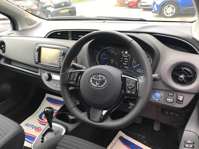 2019 Toyota Yaris 1.5 Hybrid Icon Tech 5dr CVT -   NAV - F/PARKING SENSORS - CAMERA - FTSH